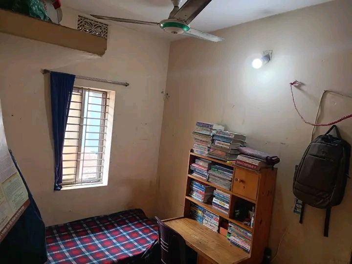 ব্যাচেলর মেসে রুম ভাড়া দেওয়া হবে