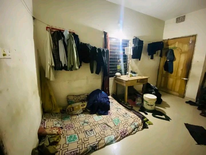 মে মাস থেকে ডাইনিং এ সিট ভাড়া দেওয়া হবে