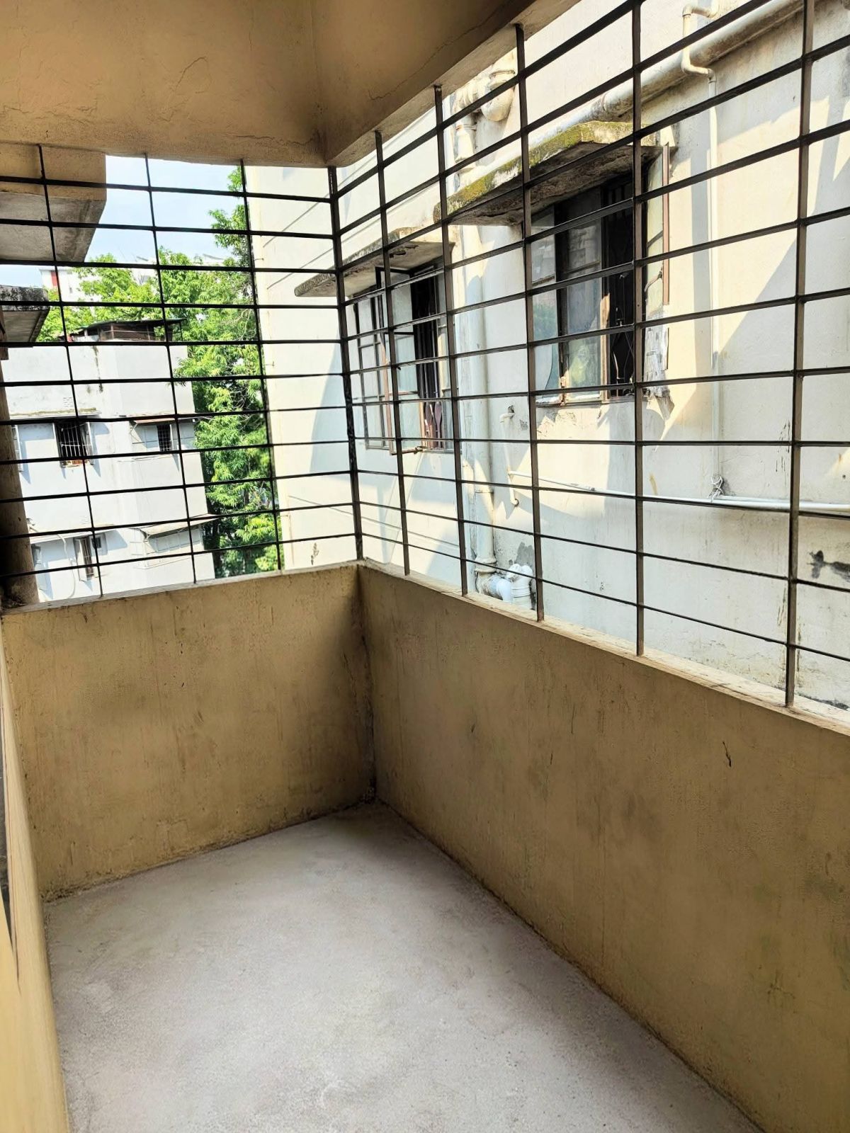 ব্যাচেলর ছেলেদের জন্য রুম ভাড়া