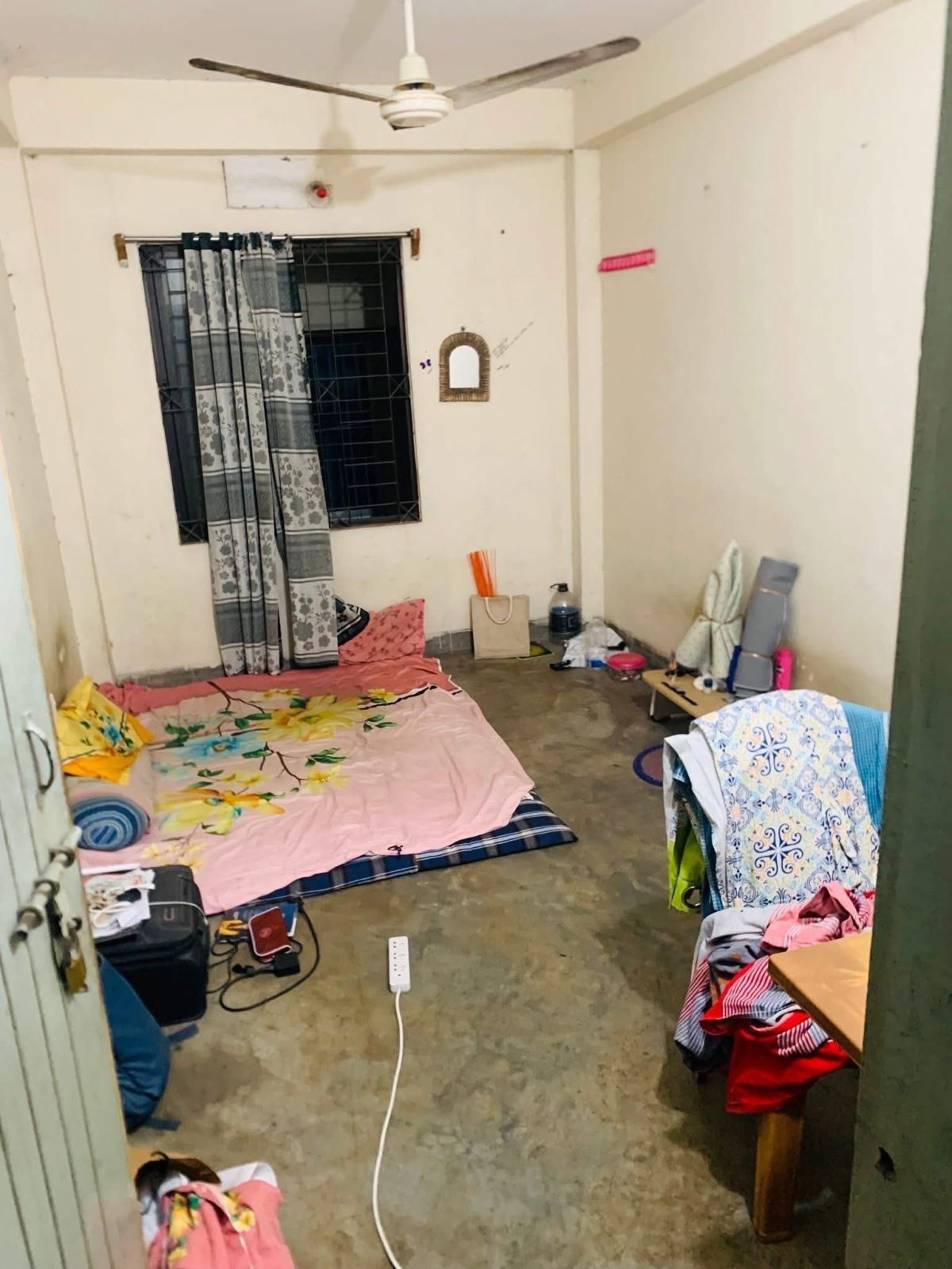 ToLet only bachelor