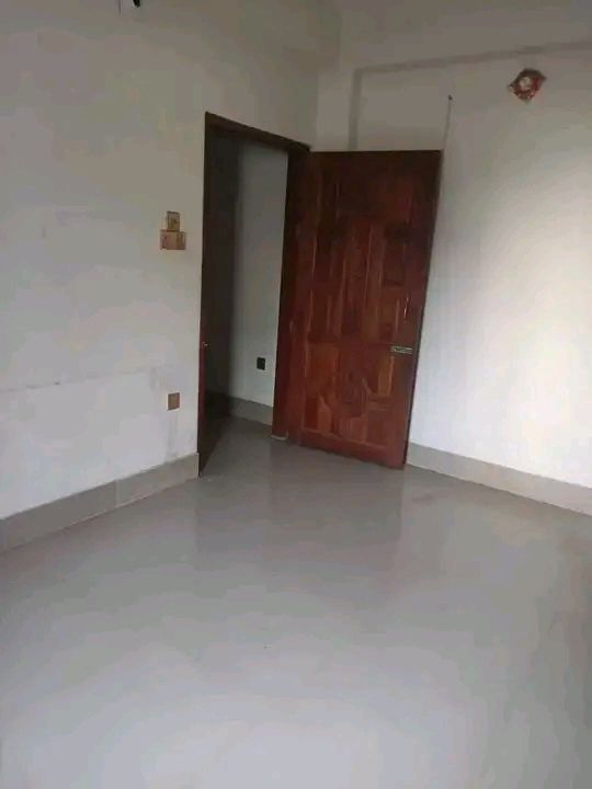 ফ্যামিলির জন্য ফ্ল্যাট ভাড়া দেওয়া হবে