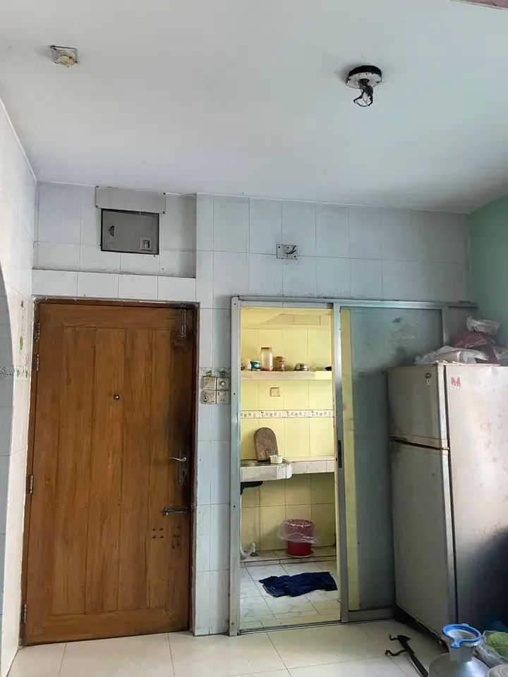 ১টি সিট ভাড়া দেওয়া হবে