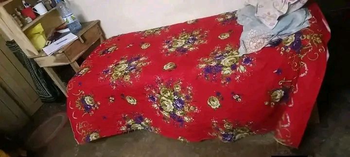 মেয়েদের মেসে ২টি সিট ভাড়া হবে